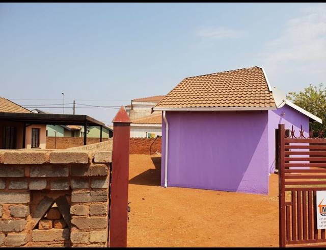 3 BEDROOM HOUSE FOR SALE IN SOSHANGUVE EAST